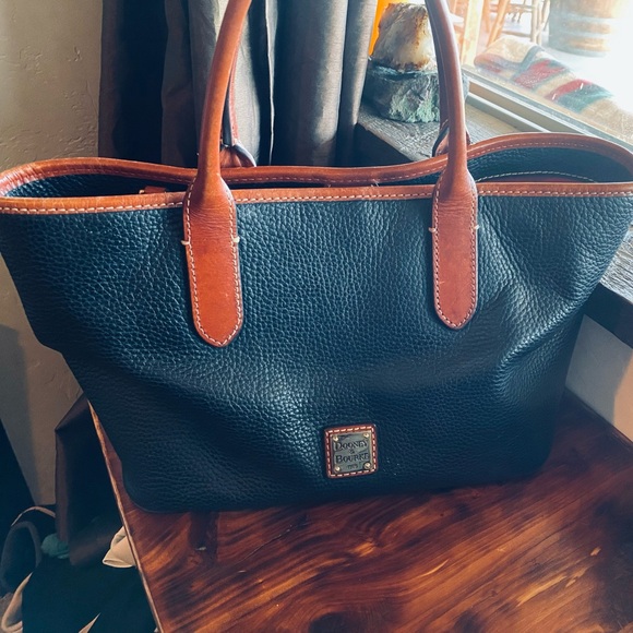 🖤 Dooney & Bourke Black and Brown Leather Purse.🖤 - Picture 9 of 12
